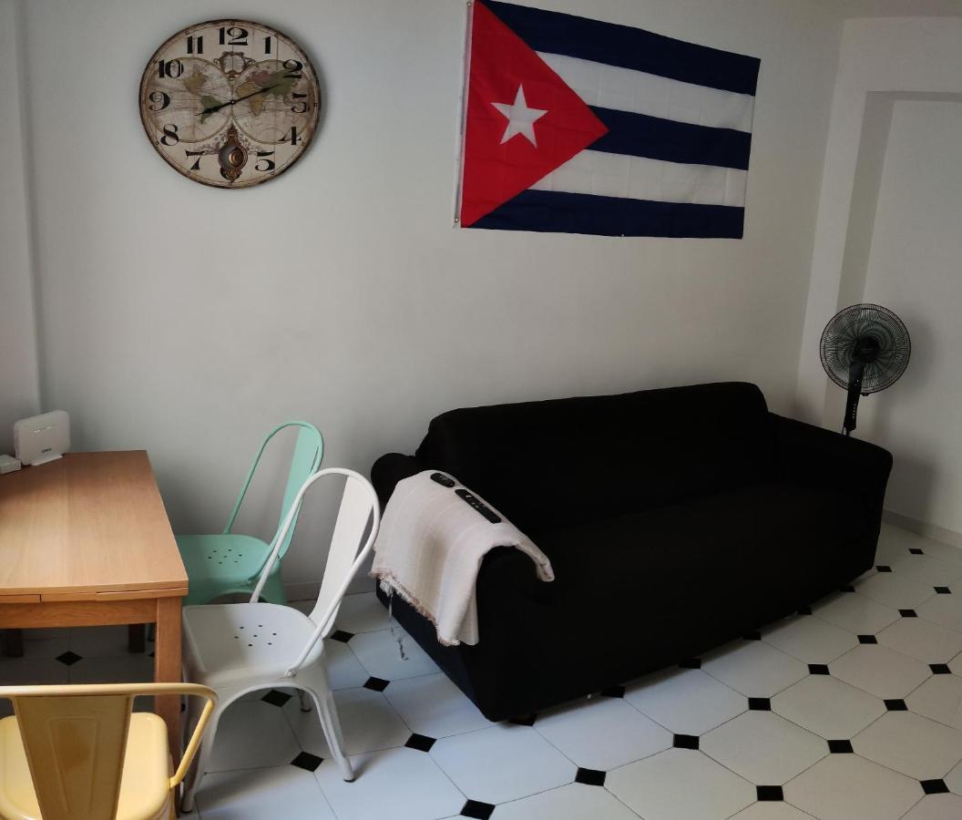 El Rinconcito Cubano En El Centro Διαμέρισμα Αλμερία Εξωτερικό φωτογραφία